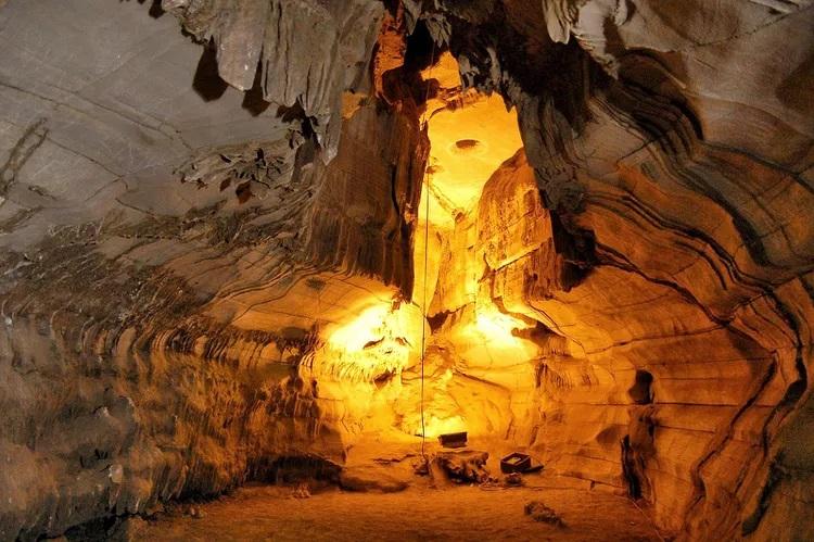 Belum Caves, Andhra Pradesh